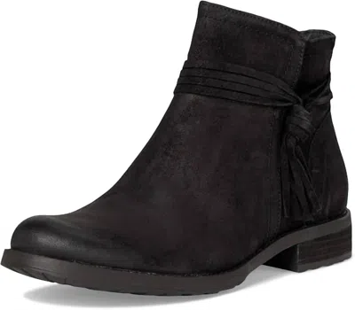 Söfft Women's Blake Waterproof Ankle Bootie In Black