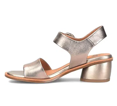 Söfft Women's Chevonne Sandals In Light Espresso In Gold