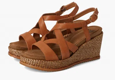 Söfft Women Devyn Wedge Sandal In Luggage In Brown