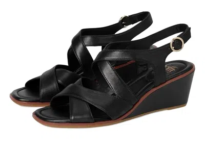 Söfft Women's Gigi Sandals In Black