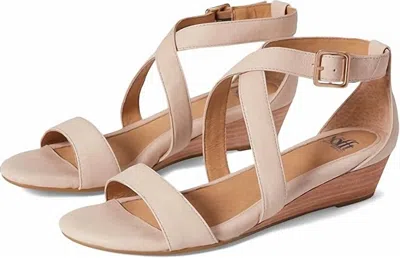 Söfft Women Innis Sandal In Tapioca Grey