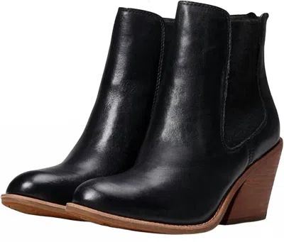 Söfft Women's Tara Ankle Bootie In Black