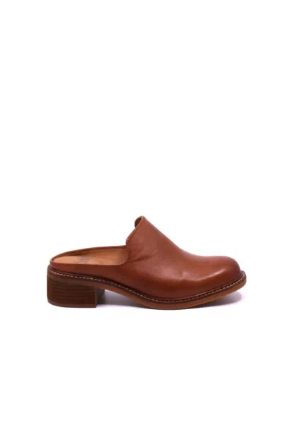 Söfft Women's Trinity Mule In Luggage In Brown