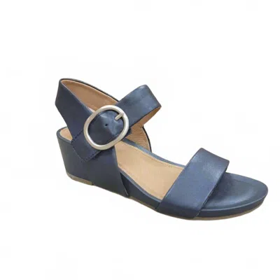 Söfft Women's Vaya Low Wedge Sandal In Navy In Blue