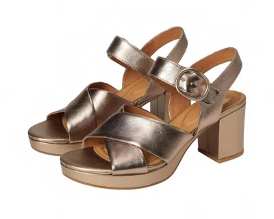 Söfft Women's. Lizzie Sandals In Light Espresso In Brown