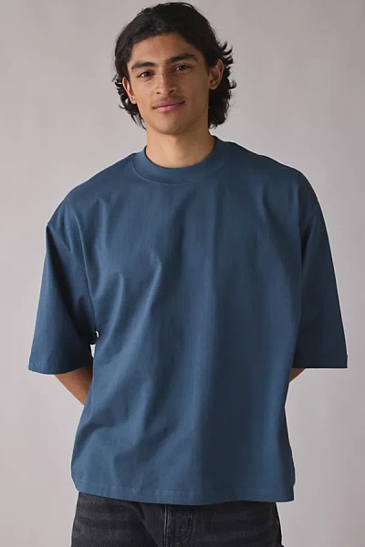 Shaka Wear Max Heavyweight Tee In Slate, Men's At Urban Outfitters In Gray