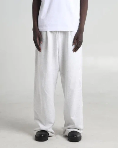Shaka Wear Pleated Sweat Pants In White