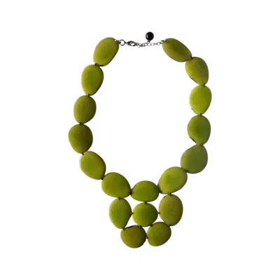 Shamuk Women's Tagua Necklace Green