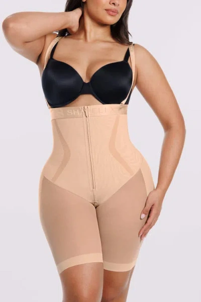 Shapellx Curve Code Airy Comfy Smoothing Short In Sand