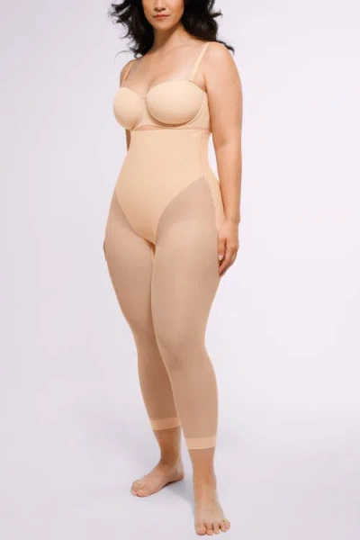 Shapellx Meshsmooth Butt-lifting Capri In Nude