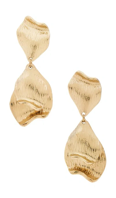 Shashi Florasion Drop Earring In Gold