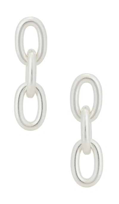 Shashi In Porter Earring In Metallic