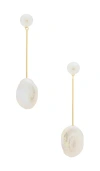 Shashi Pearl Drop Petunia Earring In Gold