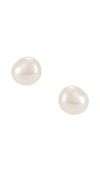 Shashi Pearl Stud Earring In Ivory