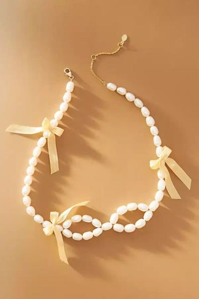 Shashi The Pearl Bow Necklace In Gold