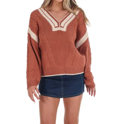 She + Sky Crisp Air V-neck Cable Contrast Sweater In Cinnamon In Brown