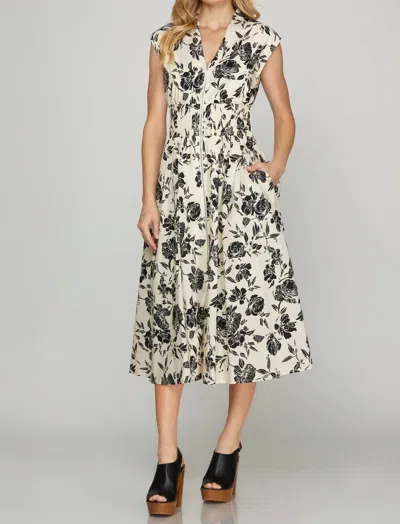 She + Sky Drop Shoulder Smocked Waist Front Zip Printed Midi Dress In Black/white