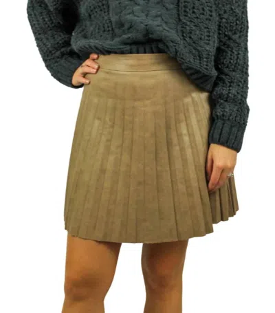 She + Sky Leather Pleated Skirt In Light Mocha In Gold