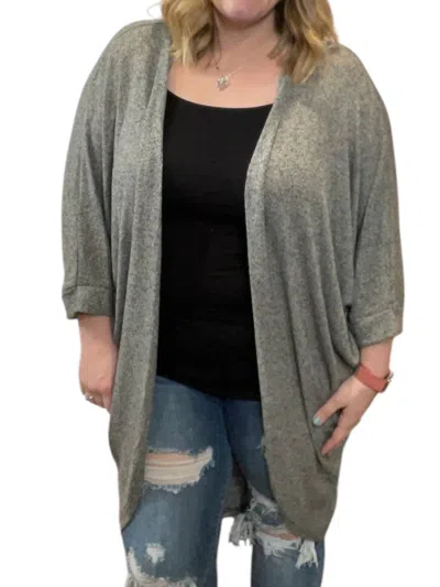 She + Sky Long Rounded Hem Cardigan In Grey In Green