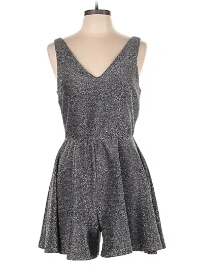 Pre-owned She + Sky Romper In Gray