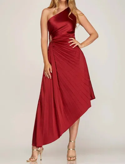 She + Sky Ruby Ruched Dress In Wine In Pink