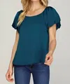 She + Sky Samantha Short Puff Sleeve Woven Blouse In Teal In Blue