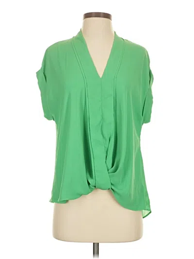 Pre-owned She + Sky Short Sleeve Blouse In Green