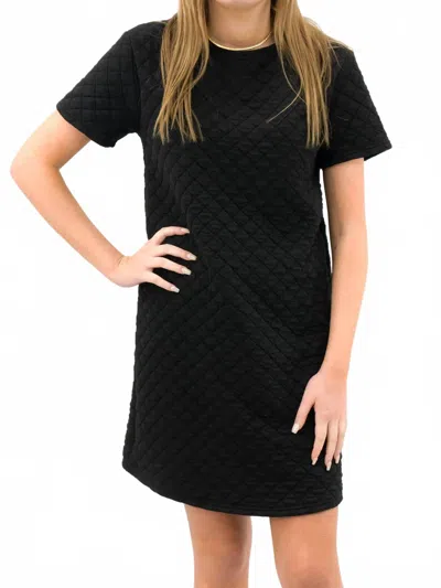 She + Sky Short Sleeve Quilted Dress In Black