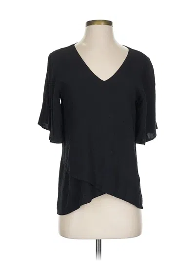 Pre-owned She + Sky Short Sleeve Top Black V Neck Tops