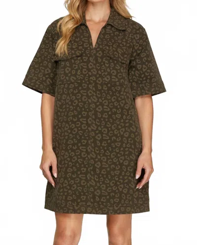 She + Sky Short Sleeve Woven Washed Animal Print Dress In Olive In Green