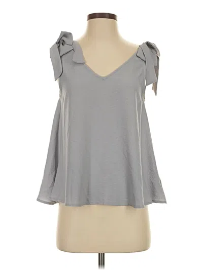Pre-owned She + Sky Sleeveless Blouse In Gray