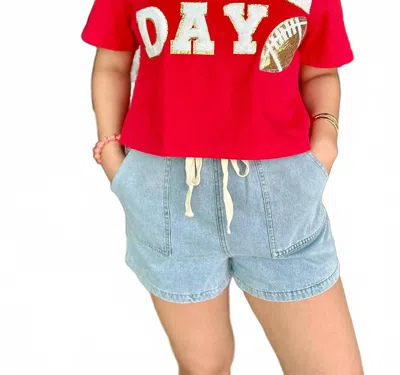 SHE + SKY WASHED DENIM SHORTS WITH ELASTIC WAIST BAND AND POCKETS IN DENIM BLUE