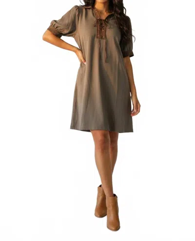 She + Sky Women's Puff Sleeve Contrast Neck Lace Up Brushed Twill Mini Dress In Mocha In Brown