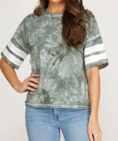 She + Sky Women's Short Sleeve Knit Tie Dyed Print Top In Slate In Green