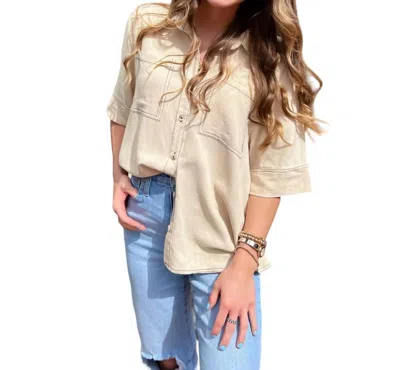 She + Sky Woven Shirt With Contrast Stitching In Taupe In Beige