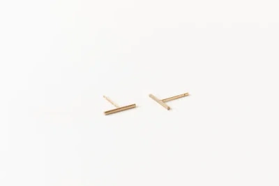 Sheena Marshall Jewelry Bowery Bar Studs In Gold