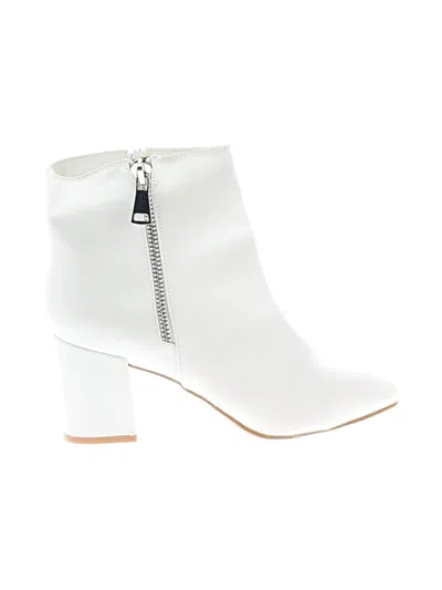 Pre-owned Shein Ankle Boots In White