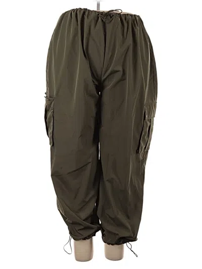 Pre-owned Shein Cargo Pants In Green