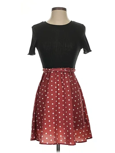 Pre-owned Shein Casual Dress In Burgundy