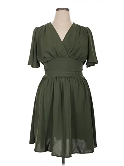Pre-owned Shein Casual Dress In Green