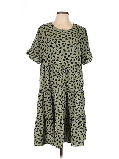 Pre-owned Shein Casual Dress In Green