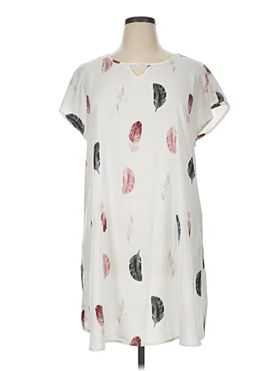 Pre-owned Shein Casual Dress In Ivory