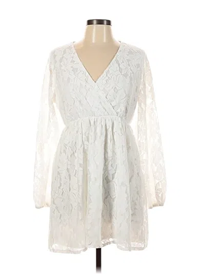 Pre-owned Shein Casual Dress In White