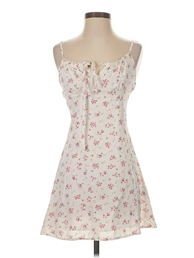 Pre-owned Shein Casual Dress In White