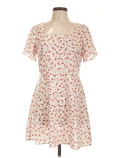 Pre-owned Shein Casual Dress In White