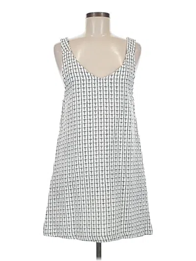 Pre-owned Shein Casual Dress In White