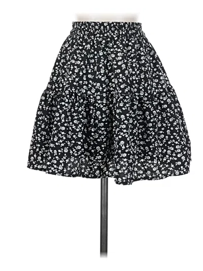 Pre-owned Shein Casual Skirt In Black