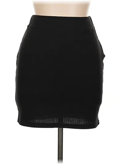 Pre-owned Shein Casual Skirt In Black