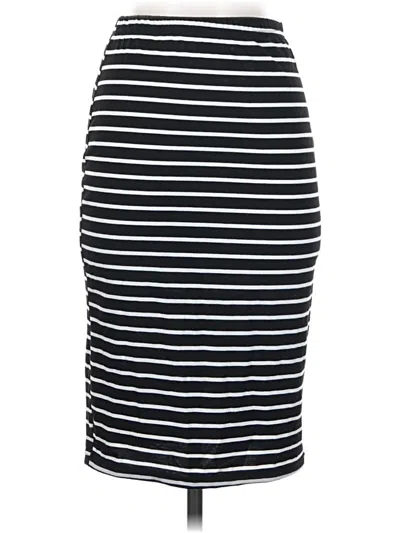 Pre-owned Shein Casual Skirt In Black
