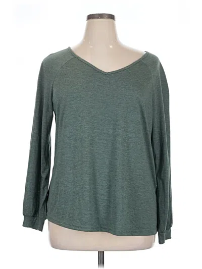 Pre-owned Shein Curve 3/4 Sleeve T-shirt In Green